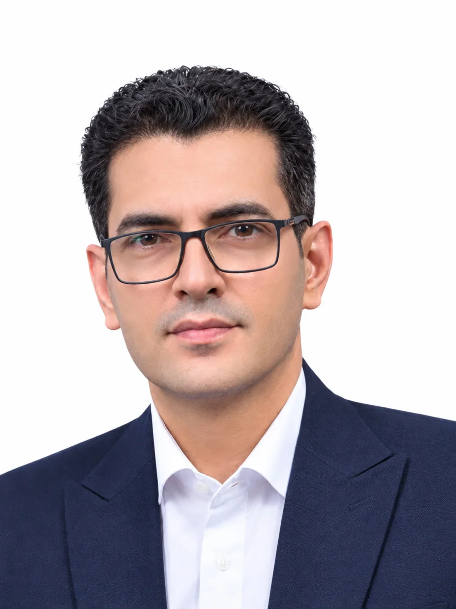 محمدصادق واصف، وکیل پایه یک دادگستری